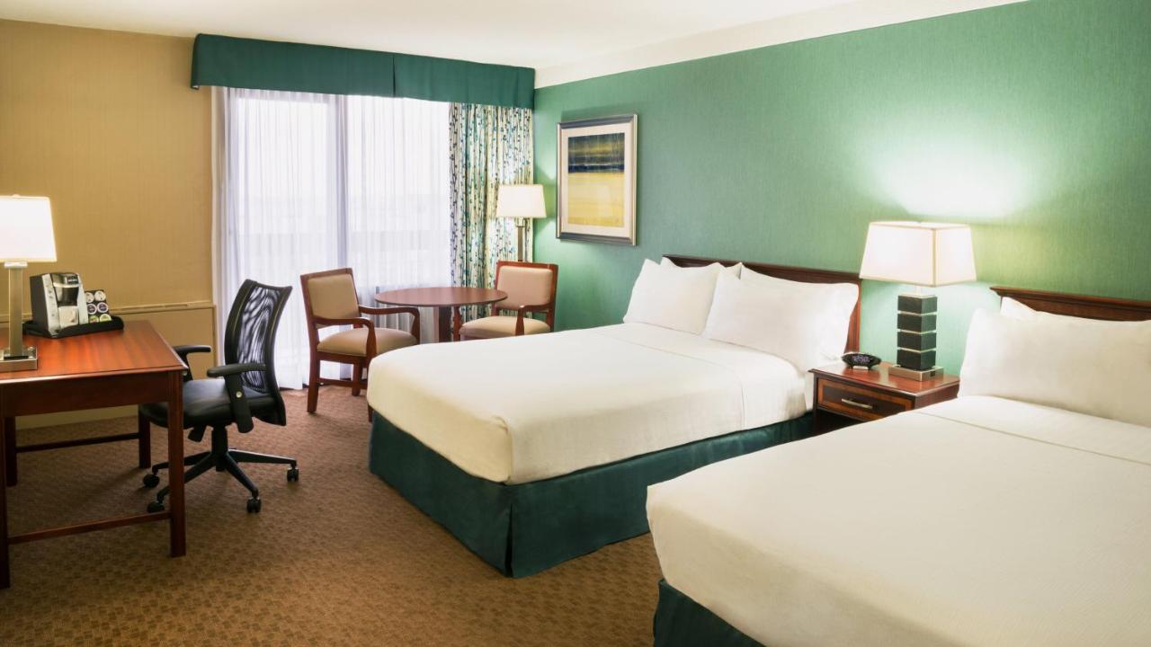 Holiday Inn Toronto - Yorkdale Esterno foto