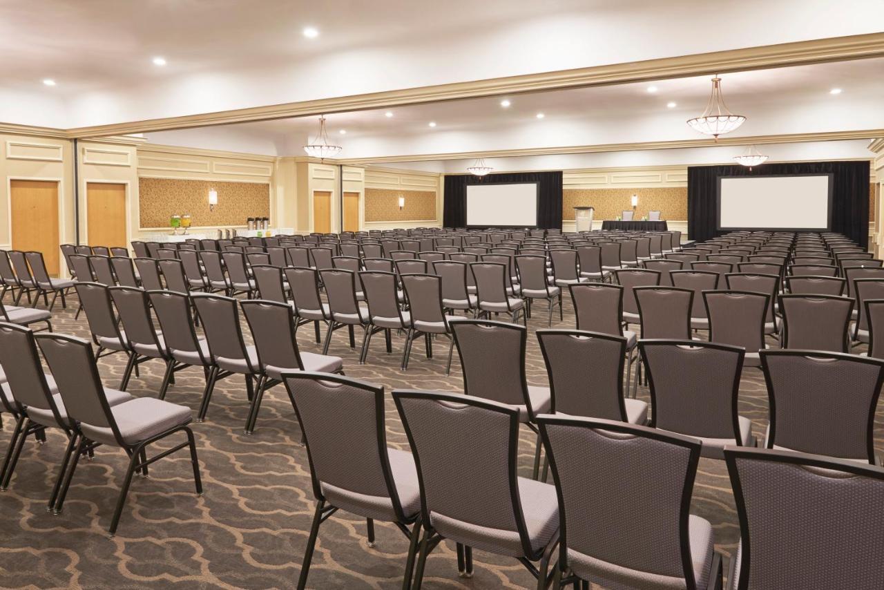 Holiday Inn Toronto - Yorkdale Esterno foto